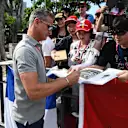 David Coulthard (GBR) Channel Four TV Commentator signs autographs for the fans at Formula One World Championship, Rd15, Singapore Grand Prix, Practice, Marina Bay Street Circuit, Singapore, Friday 16 September 2016. © Sutton Images