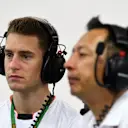 Stoffel Vandoorne (BEL) McLaren and Yusuke Hasegawa (JPN) Head of Honda Motorsport at Formula One World Championship, Rd15, Singapore Grand Prix, Practice, Marina Bay Street Circuit, Singapore, Friday 16 September 2016. © Sutton Images