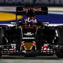 Daniil Kvyat (RUS) Scuderia Toro Rosso STR11 at Formula One World Championship, Rd15, Singapore Grand Prix, Qualifying, Marina Bay Street Circuit, Singapore, Saturday 17 September 2016. © Sutton Images