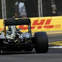 Lewis Hamilton (GBR) Mercedes-Benz F1 W07 Hybrid at Formula One World Championship, Rd15, Singapore Grand Prix, Qualifying, Marina Bay Street Circuit, Singapore, Saturday 17 September 2016. © Sutton Images
