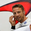 Jenson Button (GBR) McLaren at Formula One World Championship, Rd15, Singapore Grand Prix, Qualifying, Marina Bay Street Circuit, Singapore, Saturday 17 September 2016. © Sutton Images