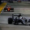 Lewis Hamilton (GBR) Mercedes-Benz F1 W07 Hybrid at Formula One World Championship, Rd15, Singapore Grand Prix, Race, Marina Bay Street Circuit, Singapore, Sunday 18 September 2016. © Sutton Images