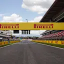 Track view / main straight at Formula One World Championship, Rd5, Spanish Grand Prix, Preparations, Barcelona, Spain, Thursday 12 May 2016. © Sutton Images