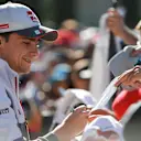 Esteban Gutierrez (MEX) Haas F1 signs autographs for the fans at Formula One World Championship, Rd18, United States Grand Prix, Qualifying, Circuit of the Americas, Austin, Texas, USA, Saturday 22 October 2016. © Sutton Images