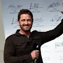 Gerard Butler (GBR) Actor on the podium on the podium at Formula One World Championship, Rd18, United States Grand Prix, Race, Circuit of the Americas, Austin, Texas, USA, Sunday 23 October 2016. © Sutton Images