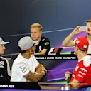 (L to R): Kevin Magnussen (DEN) Renault Sport F1 Team, Romain Grosjean (FRA) Haas F1, Valtteri Bottas (FIN) Williams, Nico Hulkenberg (GER) Force India F1, Lewis Hamilton (GBR) Mercedes AMG F1 and Sebastian Vettel (GER) Ferrari in the Press Conference at Formula One World Championship, Rd18, United States Grand Prix, Preparations, Circuit of the Americas, Austin, Texas, USA, Thursday 20 October 2016. © Sutton Images