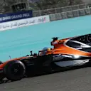 Fernando Alonso (ESP) McLaren MCL32 at Formula One World Championship, Rd20, Abu Dhabi Grand Prix, Qualifying, Yas Marina Circuit, Abu Dhabi, UAE, Saturday 25 November 2017. © Lionel Ng/Sutton Images