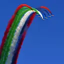 Air display at Formula One World Championship, Rd20, Abu Dhabi Grand Prix, Qualifying, Yas Marina Circuit, Abu Dhabi, UAE, Saturday 25 November 2017. © Mark Sutton/Sutton Images