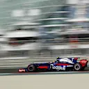 Pierre Gasly (FRA) Scuderia Toro Rosso STR12 at Formula One World Championship, Rd20, Abu Dhabi Grand Prix, Qualifying, Yas Marina Circuit, Abu Dhabi, UAE, Saturday 25 November 2017. © Lionel Ng/Sutton Images