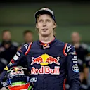 Brendon Hartley (NZL) Scuderia Toro Rosso at the Scuderia Toro Rosso Team Photo at Formula One World Championship, Rd20, Abu Dhabi Grand Prix, Preparations, Yas Marina Circuit, Abu Dhabi, UAE, Thursday 23 November 2017. © James Gasperotti/Sutton Images