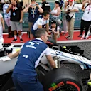 Fans in pit lane and Williams FW40 at Formula One World Championship, Rd20, Abu Dhabi Grand Prix, Preparations, Yas Marina Circuit, Abu Dhabi, UAE, Thursday 23 November 2017. © Mark Sutton/Sutton Images