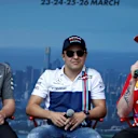 Fernando Alonso (ESP) McLaren, Felipe Massa (BRA) Williams and Kimi Raikkonen (FIN) Ferrari at Formula One World Championship, Rd1, Australian Grand Prix, Qualifying, Albert Park, Melbourne, Australia, Saturday 25 March 2017. © Sutton Motorsport Images