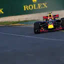 Max Verstappen (NED) Red Bull Racing RB13 at Formula One World Championship, Rd1, Australian Grand Prix, Qualifying, Albert Park, Melbourne, Australia, Saturday 25 March 2017. © Sutton Motorsport Images