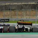 Sainz (ESP) Renault Sport F1 Team RS17 and Hartley (NZL) Scuderia Toro Rosso STR12 at Formula One World Championship, Rd19, Brazilian Grand Prix, Qualifying, Interlagos, Sao Paulo, Brazil, Saturday 11 November 2017. © Kym Illman/Sutton Images