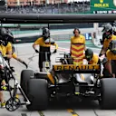Nico Hulkenberg (GER) Renault Sport F1 Team RS17 pit stop at Formula One World Championship, Rd19, Brazilian Grand Prix, Qualifying, Interlagos, Sao Paulo, Brazil, Saturday 11 November 2017. © Mark Sutton/Sutton Images