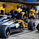 Renault Sport F1 Team RS17 practice pit stops at Formula One World Championship, Rd19, Brazilian Grand Prix, Preparations, Interlagos, Sao Paulo, Brazil, Thursday 9 November 2017. © Mark Sutton/Sutton Images