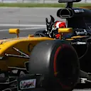 Nico Hulkenberg (GER) Renault Sport F1 Team RS17 waves at Formula One World Championship, Rd7, Canadian Grand Prix, Race, Montreal, Canada, Sunday 11 June 2017. © Sutton Motorsport Images