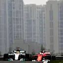 Lewis Hamilton (GBR) Mercedes-Benz F1 W08 Hybrid and Sebastian Vettel (GER) Ferrari SF70-H at Formula One World Championship, Rd2, Chinese Grand Prix, Race, Shanghai, China, Sunday 9 April 2017. © Sutton Motorsport Images