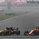 Nico Hulkenberg (GER) Renault Sport F1 Team RS17 and Stoffel Vandoorne (BEL) McLaren MCL32 at Formula One World Championship, Rd2, Chinese Grand Prix, Race, Shanghai, China, Sunday 9 April 2017. © Sutton Motorsport Images