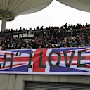 Lewis Hamilton (GBR) Mercedes AMG F1 fans and banners at Formula One World Championship, Rd2, Chinese Grand Prix, Race, Shanghai, China, Sunday 9 April 2017. © Sutton Motorsport Images