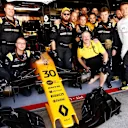 Jolyon Palmer (GBR) Renault Sport F1 Team poses with his mechanics before his last race at Formula One World Championship, Rd16, Japanese Grand Prix, Race, Suzuka, Japan, Sunday 8 October 2017. © Kym Illman/Sutton Images