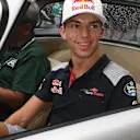 Pierre Gasly (FRA) Scuderia Toro Rosso on the drivers parade at Formula One World Championship, Rd15, Malaysian Grand Prix, Race, Sepang, Malaysia, Sunday 1 Octoberr 2017. © Mark Sutton/Sutton Images