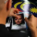 Valtteri Bottas (FIN) Mercedes AMG F1 autograph cards at Formula One World Championship, Rd15, Malaysian Grand Prix, Race, Sepang, Malaysia, Sunday 1 Octoberr 2017. © Kym Illman/Sutton Images