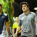 Carlos Sainz jr (ESP) Scuderia Toro Rosso and Fernando Alonso (ESP) McLaren at Formula One World Championship, Rd14, Singapore Grand Prix, Practice, Marina Bay Street Circuit, Singapore, Friday 15 September 2017. © Mirko Stange/Sutton Images