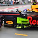 Max Verstappen (NED) Red Bull Racing RB13 with aero paint on barge board at Formula One World Championship, Rd14, Singapore Grand Prix, Practice, Marina Bay Street Circuit, Singapore, Friday 15 September 2017. © Sutton Images
