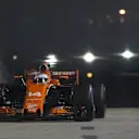 Fernando Alonso (ESP) McLaren MCL32 at Formula One World Championship, Rd14, Singapore Grand Prix, Qualifying, Marina Bay Street Circuit, Singapore, Saturday 16 September 2017. © Sutton Images