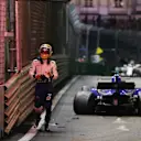 Race retiree Marcus Ericsson (SWE) Sauber C36 walks in after crashing at Formula One World Championship, Rd14, Singapore Grand Prix, Race, Marina Bay Street Circuit, Singapore, Sunday 17 September 2017. © Kym Illman/Sutton Images