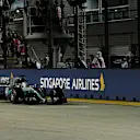 Race winner Lewis Hamilton (GBR) Mercedes-Benz F1 W08 Hybrid crosses the line at Formula One World Championship, Rd14, Singapore Grand Prix, Race, Marina Bay Street Circuit, Singapore, Sunday 17 September 2017. © Kym Illman/Sutton Images