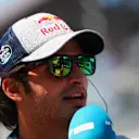 Carlos Sainz jr (ESP) Scuderia Toro Rosso talks to the media on the drivers parade at Formula One World Championship, Rd5, Spanish Grand Prix, Race, Barcelona, Spain, Sunday 14 May 2017. © Sutton Motorsport Images