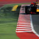 Daniel Ricciardo (AUS) Red Bull Racing RB13 at Formula One Testing, Day Three, Barcelona, Spain, 9 March 2017. © Sutton Images