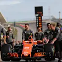 McLaren mechanics with McLaren MCL32 in pit lane at Formula One World Championship, Rd17, United States Grand Prix, Preparations, Circuit of the Americas, Austin, Texas, USA, Thursday 19 October 2017. © Kym Illman/Sutton Images