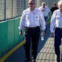 Charlie Whiting (GBR) FIA Delegate walks the track at Formula One World Championship, Rd1, Australian Grand Prix, Preparations, Melbourne, Australia, Wednesday 21 March 2018. © Manuel Goria/Sutton Images
