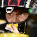 Nico Hulkenberg (GER) Renault Sport F1 Team RS18 at Formula One World Championship, Rd2, Bahrain Grand Prix, Practice, Bahrain International Circuit, Sakhir, Bahrain, Friday 6 April 2018. © Simon Galloway/Sutton Images