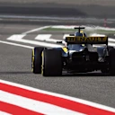 Nico Hulkenberg (GER) Renault Sport F1 Team RS18 at Formula One World Championship, Rd2, Bahrain Grand Prix, Qualifying, Bahrain International Circuit, Sakhir, Bahrain, Saturday 7 April 2018. © Mark Sutton/Sutton Images