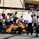 Fernando Alonso (ESP) McLaren MCL33 at Formula One World Championship, Rd2, Bahrain Grand Prix, Qualifying, Bahrain International Circuit, Sakhir, Bahrain, Saturday 7 April 2018. © Mark Sutton/Sutton Images