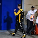 Nico Hulkenberg (GER) Renault Sport F1 Team in parc ferme at Formula One World Championship, Rd2, Bahrain Grand Prix, Race, Bahrain International Circuit, Sakhir, Bahrain, Sunday 8 April 2018. © Mark Sutton/Sutton Images
