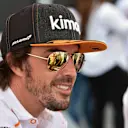 Fernando Alonso (ESP) McLaren at Formula One World Championship, Rd2, Bahrain Grand Prix, Race, Bahrain International Circuit, Sakhir, Bahrain, Sunday 8 April 2018. © Simon Galloway/Sutton Images