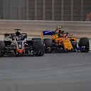 Romain Grosjean (FRA) Haas VF-18 and Stoffel Vandoorne (BEL) McLaren MCL33 battle at Formula One World Championship, Rd2, Bahrain Grand Prix, Race, Bahrain International Circuit, Sakhir, Bahrain, Sunday 8 April 2018. © Simon Galloway/Sutton Images