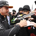 Fernando Alonso (ESP) McLaren signs autographs for the fans at Formula One World Championship, Rd3, Chinese Grand Prix, Preparations, Shanghai, China, Thursday 12 April 2018. © Mark Sutton/Sutton Images