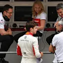 Charles Leclerc (MON) Alfa Romeo Sauber F1 Team talks with Beat Zehnder (SUI) Alfa Romeo Sauber F1 Team Manager, Xevi Pujolar (ESP) Alfa Romeo Sauber F1 Team Head of Track Engineering and Ruth Buscombe (GBR) Alfa Romeo Sauber F1 Team Race Strategist at Formula One World Championship, Rd5, Spanish Grand Prix, Qualifying, Barcelona, Spain, Saturday 12 May 2018. © Mark Sutton/Sutton Images