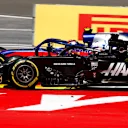 RED BULL RING, AUSTRIA - JUNE 30: Alexander Albon, Toro Rosso STR14, battles with Romain Grosjean, Haas VF-19 during the Austrian GP at Red Bull Ring on June 30, 2019 in Red Bull Ring, Austria. (Photo by Glenn Dunbar / LAT Images)