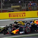 BAHRAIN INTERNATIONAL CIRCUIT, BAHRAIN - MARCH 31: Kevin Magnussen, Haas VF-19, battles with Pierre Gasly, Red Bull Racing RB15 during the Bahrain GP at Bahrain International Circuit on March 31, 2019 in Bahrain International Circuit, Bahrain. (Photo by Jerry Andre / Sutton Images)