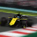 MEXICO CITY, MEXICO - OCTOBER 26: Daniel Ricciardo of Australia driving the (3) Renault Sport Formula One Team RS19 on track during qualifying for the F1 Grand Prix of Mexico at Autodromo Hermanos Rodriguez on October 26, 2019 in Mexico City, Mexico. (Photo by Clive Mason/Getty Images)