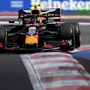 MEXICO CITY, MEXICO - OCTOBER 27: Alexander Albon of Thailand driving the (23) Aston Martin Red Bull Racing RB15 on track during the F1 Grand Prix of Mexico at Autodromo Hermanos Rodriguez on October 27, 2019 in Mexico City, Mexico. (Photo by Clive Mason/Getty Images)