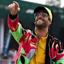 MEXICO CITY, MEXICO - OCTOBER 27: Daniel Ricciardo of Australia and Renault Sport F1 waves to the crowd on the drivers parade before the F1 Grand Prix of Mexico at Autodromo Hermanos Rodriguez on October 27, 2019 in Mexico City, Mexico. (Photo by Charles Coates/Getty Images)