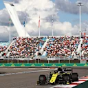 SOCHI, RUSSIA - SEPTEMBER 29: Nico Hulkenberg of Germany driving the (27) Renault Sport Formula One Team RS19 on track during the F1 Grand Prix of Russia at Sochi Autodrom on September 29, 2019 in Sochi, Russia. (Photo by Mark Thompson/Getty Images)